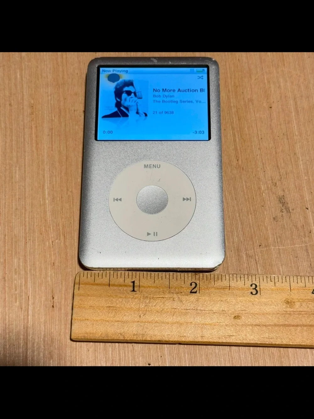 iPod Classic 6thGen 120GB Silver-A1238 Tested Good w/Charg-9638-Songs Read Info!